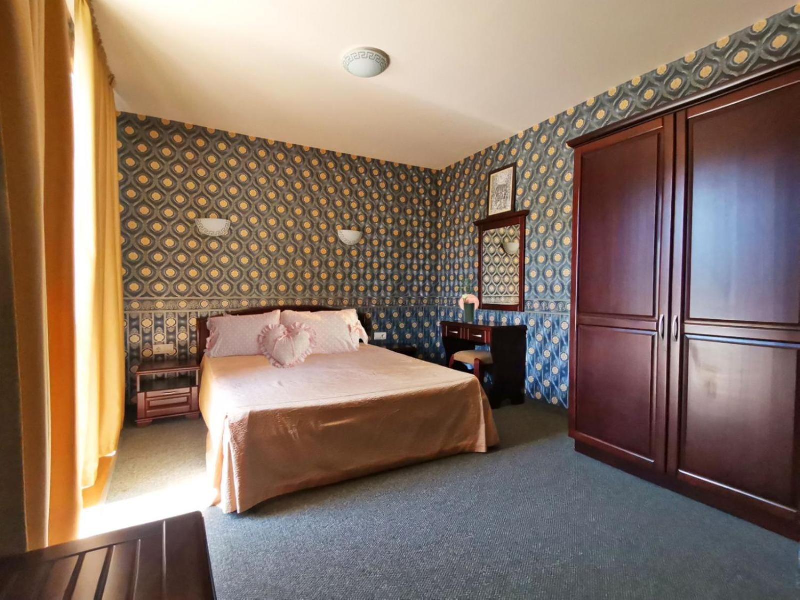 Twins Palace Aparthotel Saints Constantine and Helena Esterno foto