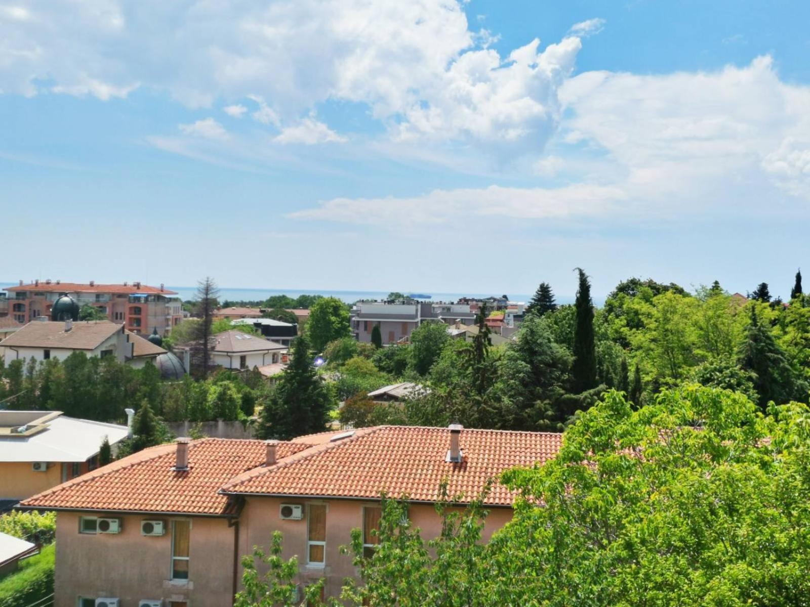 Twins Palace Aparthotel Saints Constantine and Helena Esterno foto